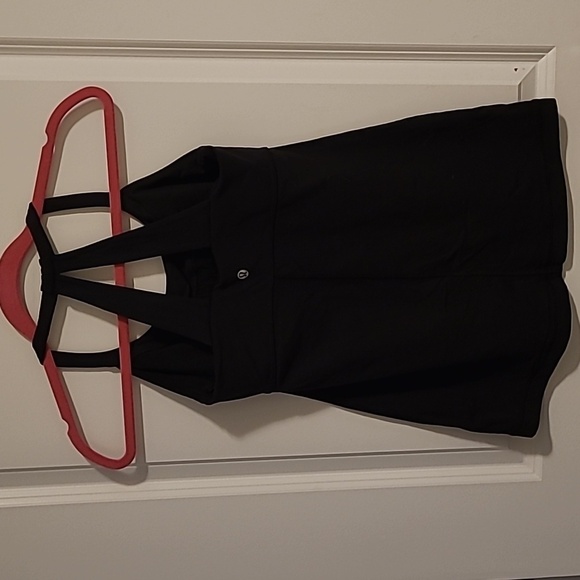 Lululemon Scoop Me Up tank - Picture 4 of 6
